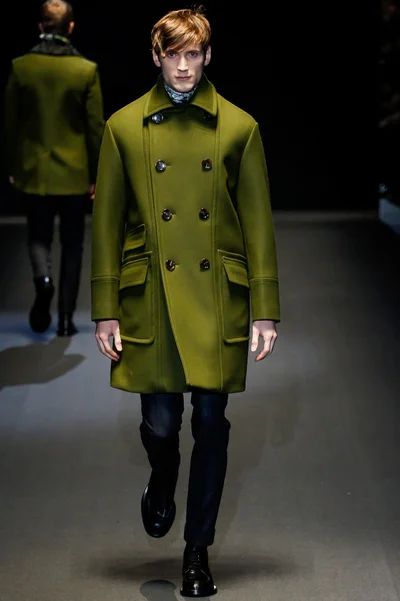 Look 28